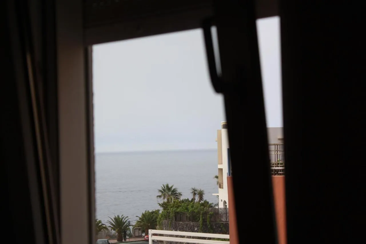 아파트 Apartamento Frente Al Mar Radazul 스페인